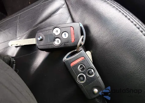 2011 Acura Mdx Technology Package z USA, uszkodzony, nr VIN 2HNYD2H63BH507138